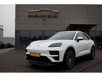Second-hand Porsche Macan Turbo 469 kW (639 CP) 2025 Alb SUV