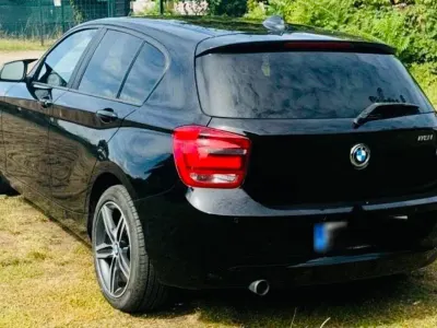 Gebraucht BMW 116 Sport Line 136 PS (100 kW) 2014 Schwarz Kleinwagen