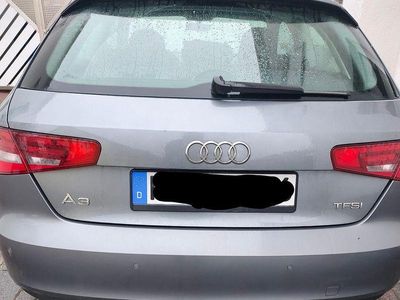 Gebraucht Audi A3 Ambiente 125 PS (91 kW) 2015 Grau Limousine