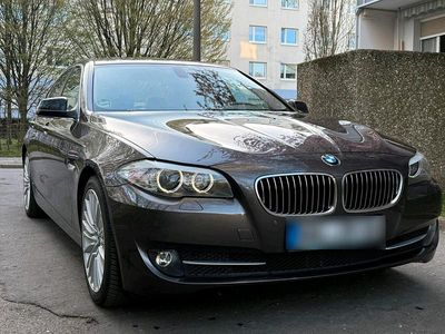 Gebraucht BMW 523 204 PS (150 kW) 2010 Braun Limousine