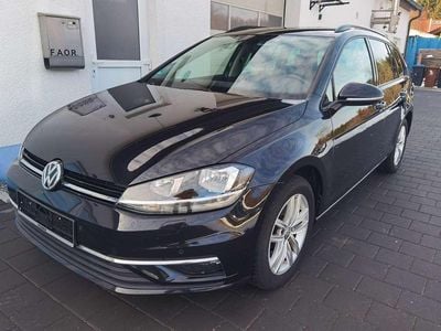 Gebraucht VW Golf VII Comfortline 150 PS (110 kW) 2020 Schwarz Kombi