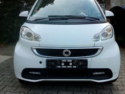 Gebraucht Smart ForTwo Cabrio 71 PS (52 kW) 2012 Weiß Cabrio