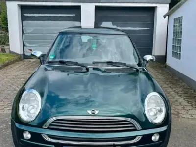 Usata Mini ONE 90 CV (66 kW) 2003 Verde Utilitaria