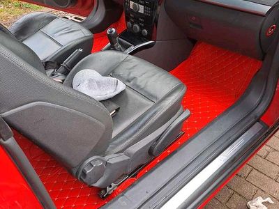 Usata Opel Astra Cabriolet 140 CV (102 kW) 2008 Rosso Cabrio