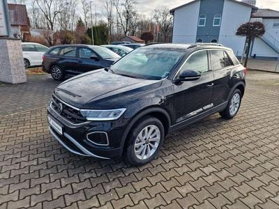 Neu VW T-Roc Life 150 PS (110 kW) 2025 Schwarz SUV
