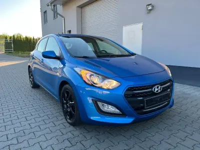 Brugt Hyundai i30 Classic 101 HK (74 kW) 2016 Blå Sedan