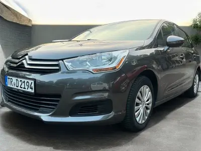 Gebraucht Citroën C4 Live 110 PS (80 kW) 2016 Grau Limousine