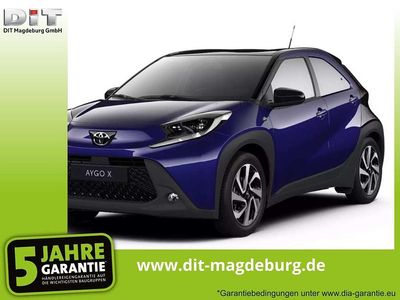 Neu Toyota Aygo X 72 PS (52 kW) 2025 Juniper blue / night sky black SUV