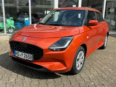 Gebraucht Suzuki Swift Club 83 PS (61 kW) 2025 Orange Kleinwagen