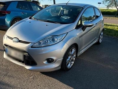Usata Ford Fiesta Sport 120 CV (88 kW) 2009 Grigio Berlina