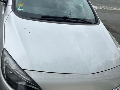 Usata Opel Astra 140 CV (102 kW) 2014 Grigio Station wagon