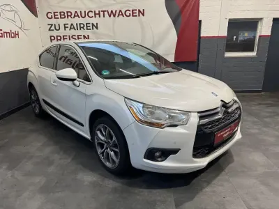 Usata Citroën DS4 Sport Chic 200 CV (147 kW) 2012 Bianco Utilitaria