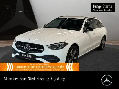 Używany Mercedes C300e Avantgarde 204 KM (150 kW) 2023 Biały Sedan/Limuzyna