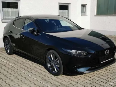 Używany Mazda 3 Selection 150 KM (110 kW) 2021 Czarny