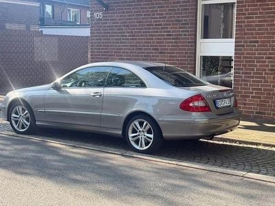 Usata Mercedes CLK200 Avantgarde 163 CV (119 kW) 2007 Oro Coupé