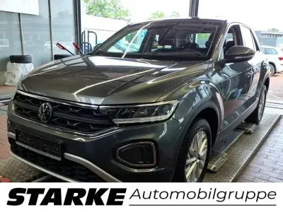Gebraucht VW T-Roc Basis 110 PS (80 kW) 2022 Indiumgrau metallic SUV