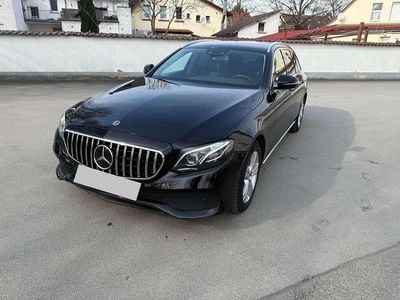 Gebraucht Mercedes E220 194 PS (142 kW) 2018 Schwarz Kombi