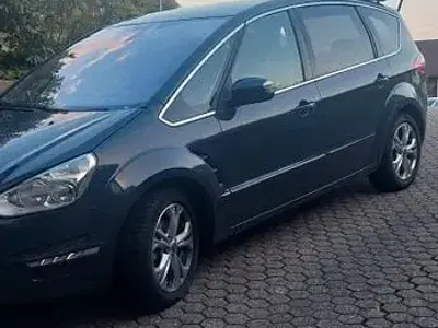 Gebraucht Ford S-MAX Titanium 140 PS (102 kW) 2011 Blau Van / Kleinbus