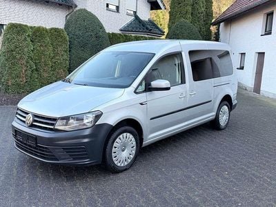 Gebraucht VW Caddy Maxi 102 PS (75 kW) 2017 Silber Van / Kleinbus