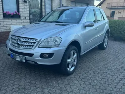 Gebraucht Mercedes ML280 190 PS (139 kW) 2008 Silber SUV