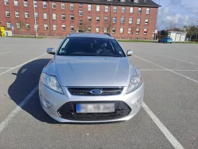 Gebraucht Ford Mondeo 140 PS (102 kW) 2012 Silber Kombi