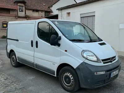 Używany Opel Vivaro 101 KM (74 kW) 2002 Minivan