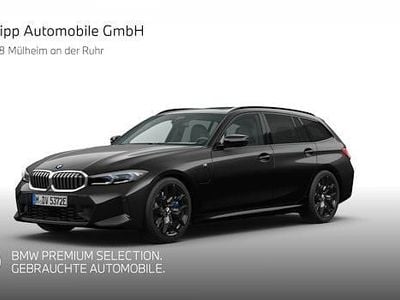 Gebraucht BMW 330e M Sport 292 PS (214 kW) 2025 Black sapphire Kombi