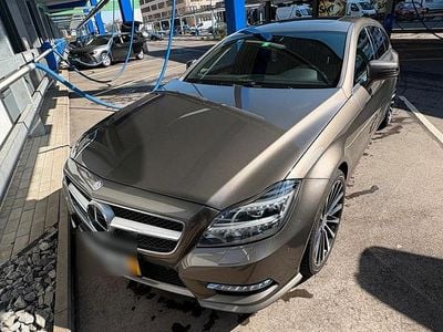 Andere farben Gebraucht 2012 Mercedes CLS350 Shooting Brake Kombi | 18.700 € (Teuer)