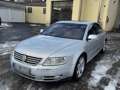 Second-hand VW Phaeton 239 CP (175 kW) 2010 Argintiu Berlinǎ