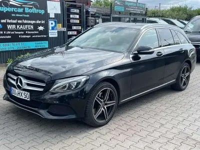Gebraucht Mercedes C250 AMG 204 PS (150 kW) 2015 Schwarz Kombi