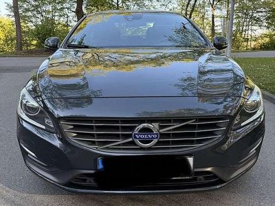 Second-hand Volvo S60 Summum 136 CP (100 kW) 2014 Berlinǎ