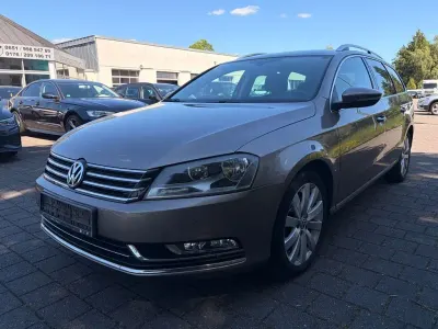 Second-hand VW Passat Highline 140 CP (102 kW) 2011 Maro Break