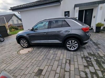 Grau Gebraucht 2019 VW T-Roc IQ Drive SUV | 15.700 € (Fairer Preis)