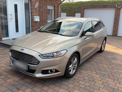 Gebraucht Ford Mondeo 150 PS (110 kW) 2015 Silber Kombi