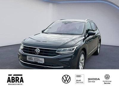Gebraucht VW Tiguan Move 150 PS (110 kW) 2023 Grau SUV