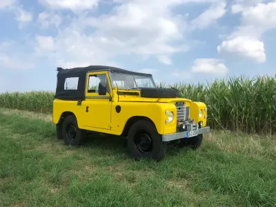Usata Land Rover 3 69 CV (50 kW) 1978 Giallo SUV