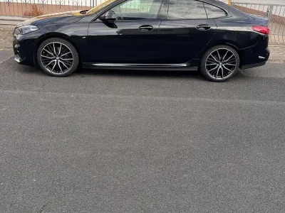 Gebraucht BMW 220 Performance 190 PS (139 kW) 2019 Schwarz Coupé
