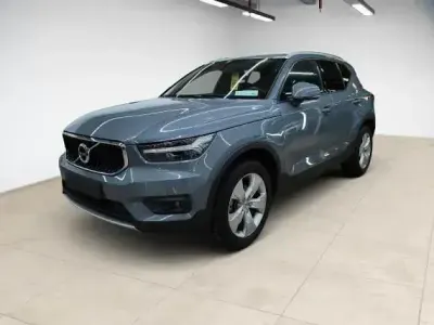 Gebraucht Volvo XC40 Momentum 163 PS (119 kW) 2020 Grau SUV