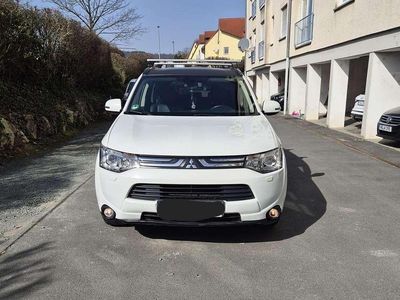 Gebraucht Mitsubishi Outlander 150 PS (110 kW) 2013 Weiß SUV