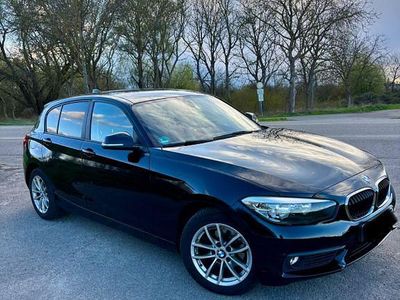 Gebraucht BMW 116 Advantage 109 PS (80 kW) 2016 Schwarz Kleinwagen