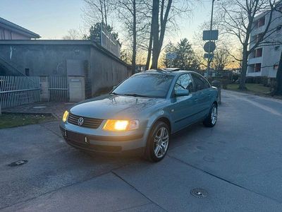 Gebraucht VW Passat Highline 150 PS (110 kW) 1999 Grün Limousine