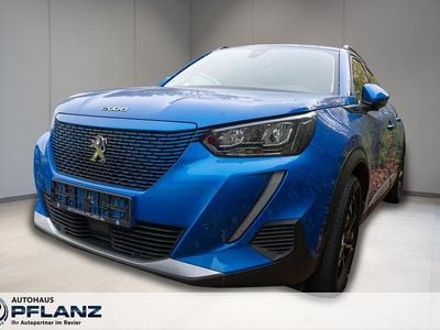 Gebraucht Peugeot e-2008 Allure 100 kW (136 PS) 2021 Blau SUV