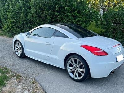 Peugeot RCZ