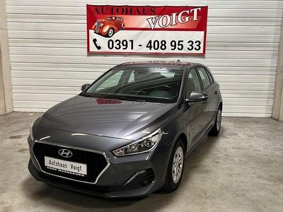Gebraucht Hyundai i30 99 PS (72 kW) 2018 Grau Limousine