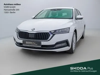 Używany Skoda Octavia First Edition 110 KM (80 kW) 2021 Biały Kombi