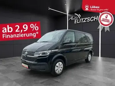 Gebraucht VW Caravelle Comfortline 150 PS (110 kW) 2024 Deep black perleffekt Van