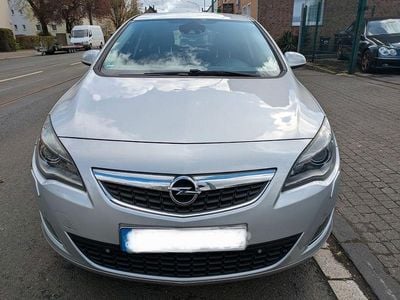 Gebraucht Opel Astra Sport 140 PS (102 kW) 2010 Grau Limousine