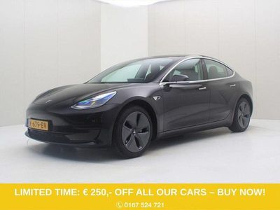 Schwarz Gebraucht 2020 Tesla Model 3 Standard Range Limousine | 20.900 € (Guter Preis)
