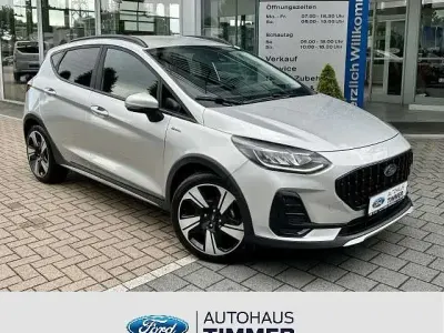 Gebraucht Ford Fiesta Active X 125 PS (91 kW) 2022 Moondust silber metallic Kleinwagen
