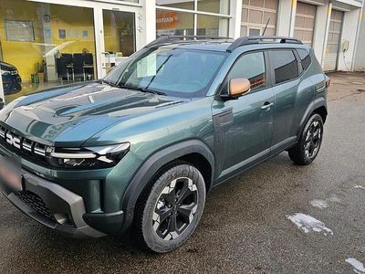Grün Gebraucht 2025 Dacia Duster SUV | 26.000 €